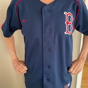 Official Nike Boston Red Sox Team Shirt